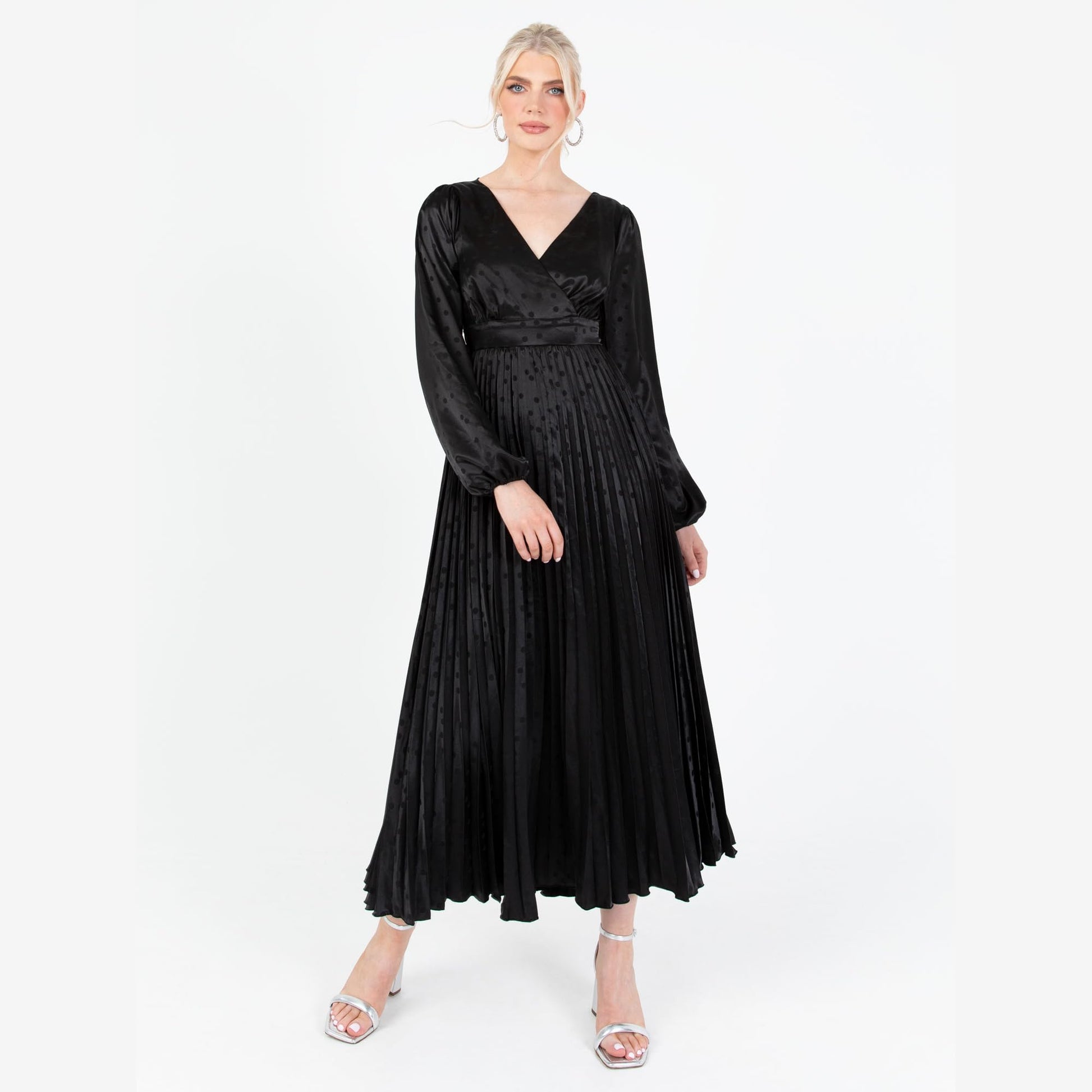Lovedrobe Women's Midaxi Dress Ladies Pleated Satin V-Neck Long Bishop Sleeve Empire A-Line for Evening Occasion Party Prom Ball Vestido, Negro, 42 para Mujer