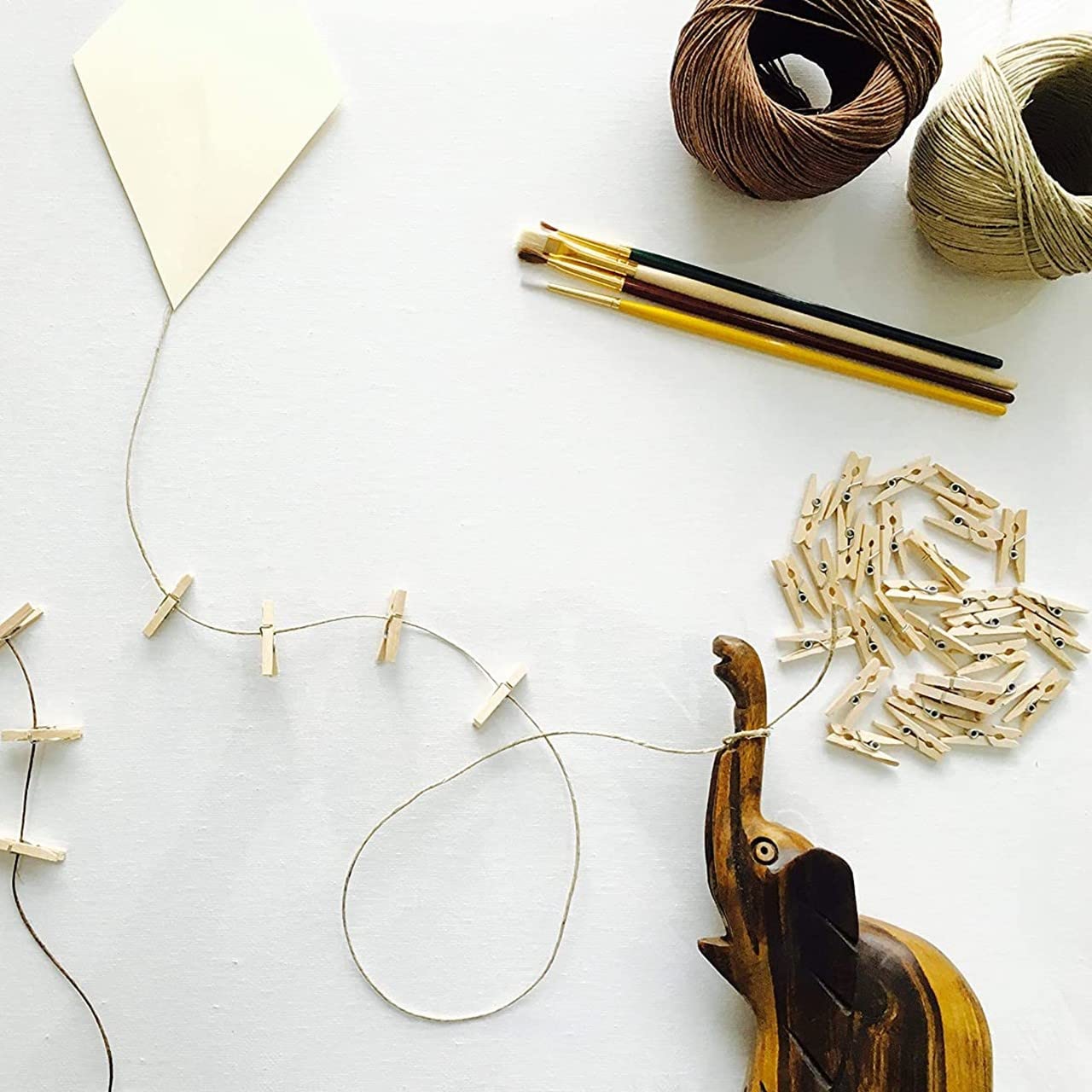 ecofynd 30 pcs Mini Natural Wood Pin for Photos, Wooden Small Photo Clips, Mini Close Pins for Pictures, Display Artwork, Little Baby Shower (CS3002) (30 Pieces + Jute Rope, Natural Clips)