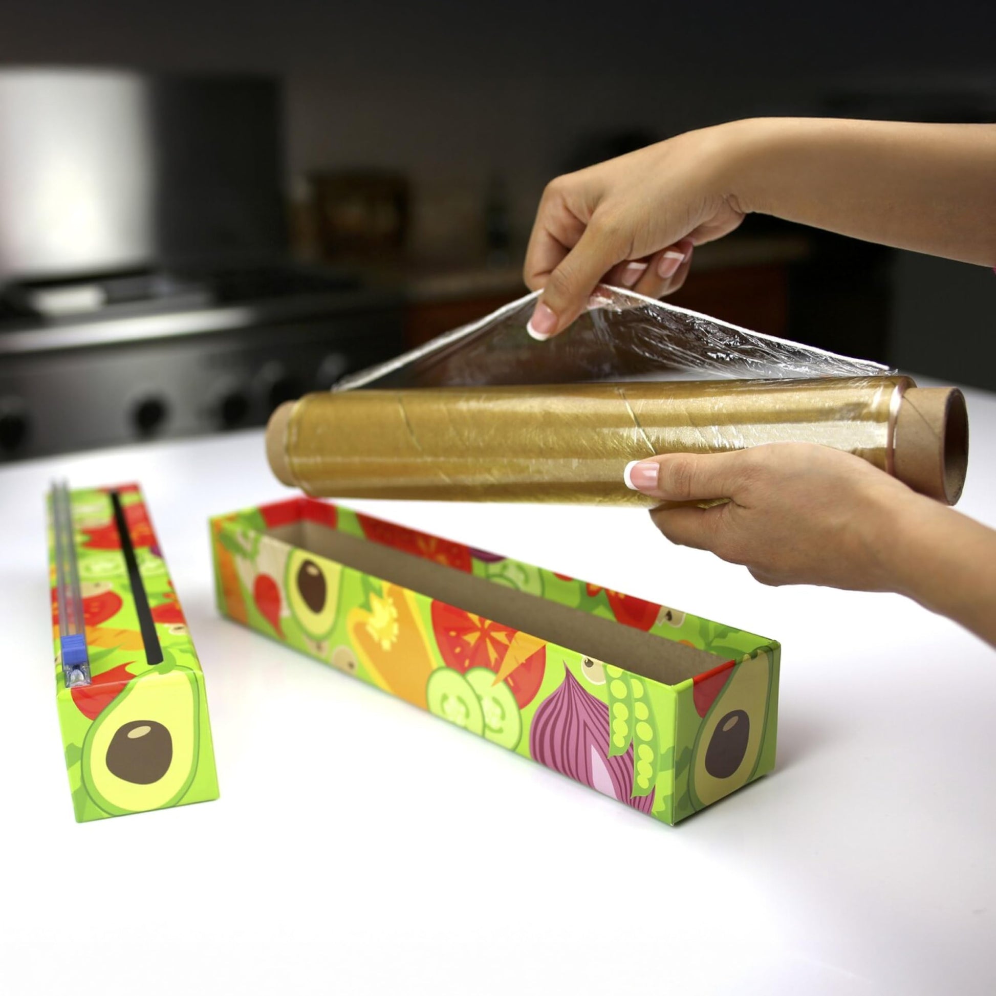 ChicWrap -Chicwrap Sebzeler Doldurulabilir Folyo Dağıtıcı / Sürgülü Kesici, 650 cm Uzun Profesyonel BPA-Ücretsiz Plastik Film