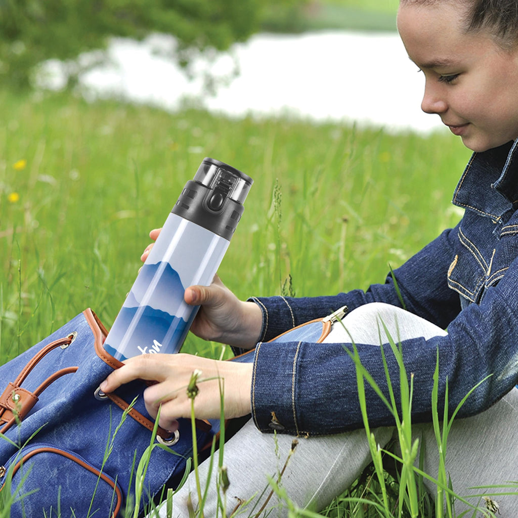 Milton Artesia 900 Thermosteel Insulated Water Bottle, 750 ml, Blue | Hot and Cold | Leak Proof | Office Bottle | Sports | Home | Kitchen | Hiking | Treking | Travel | Easy to Carry | Rust Proof