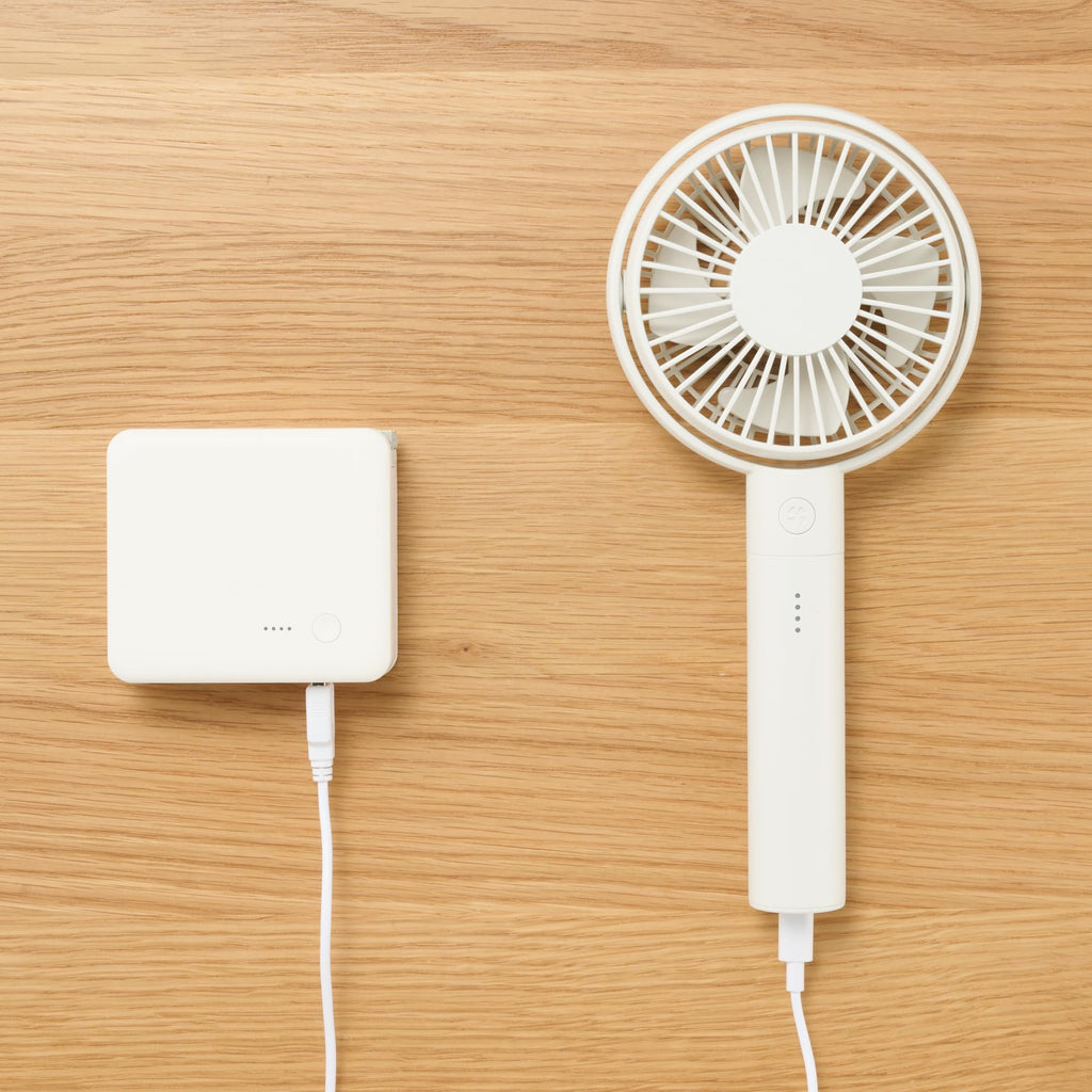 無印良品 MUJI 83926007 Adjustable Angle Rechargeable Handy Fan, White/MJ-MH4-WH