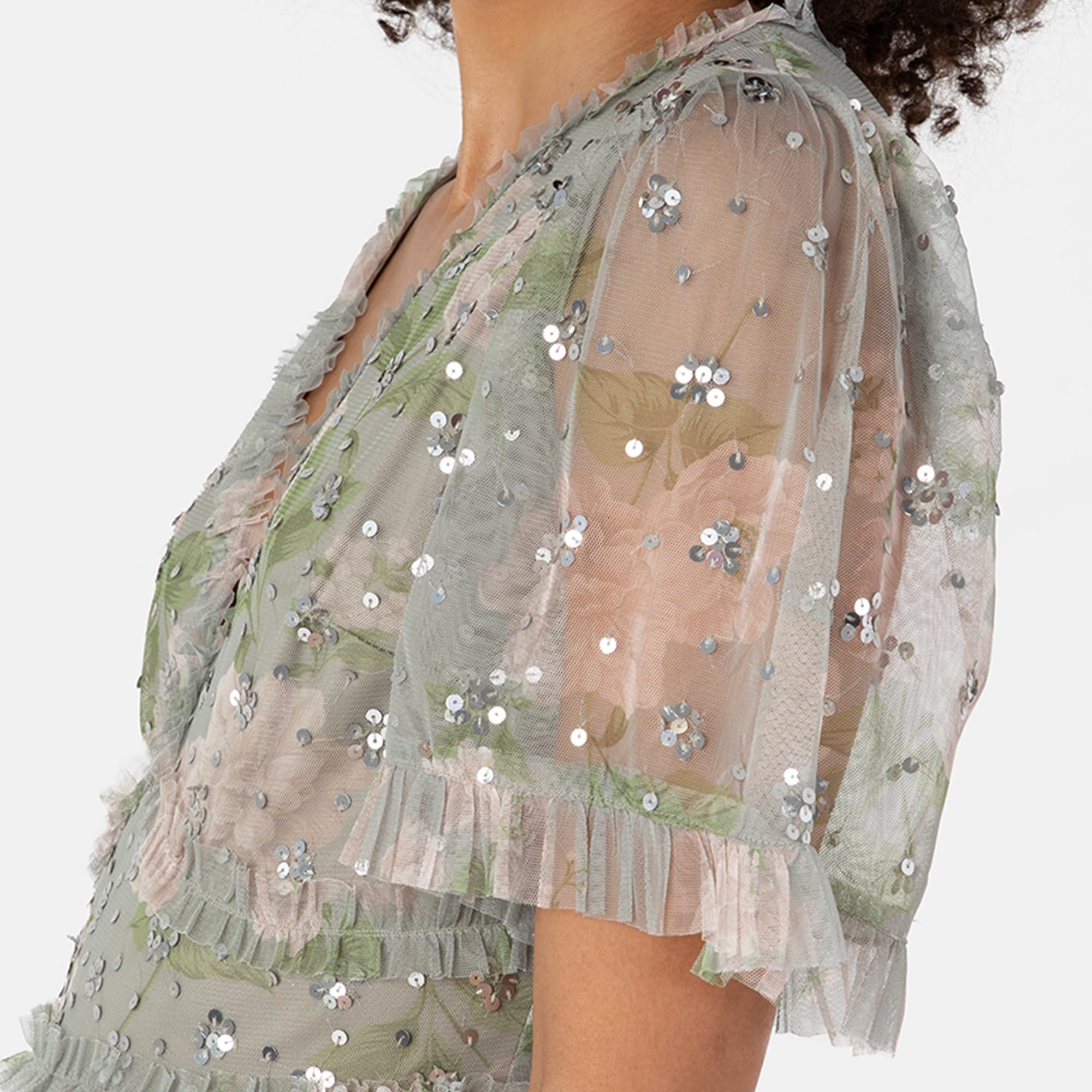 Anaya with Love Women's Maxi Dress Ladies V-Neck Short Angel Sleeves Tiered Ruffle For Bridesmaid Wedding Guest Occasion Prom Ball Gown Vestido, Floral Sage Green, 44 para Mujer