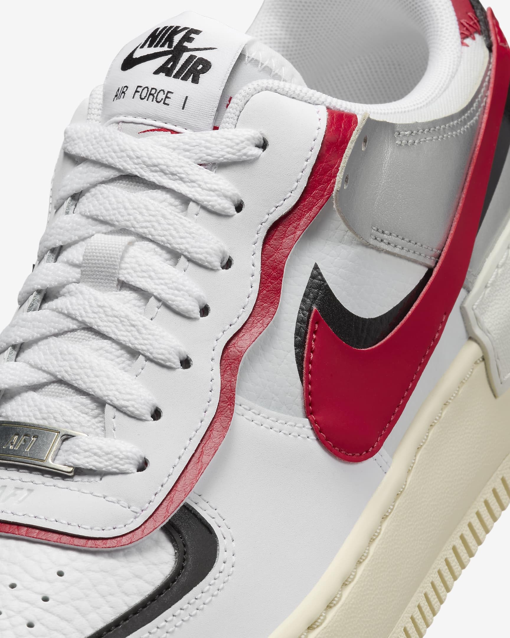 NIKE Air Force 1 Shadow, Sneaker Mujer, White Gym Red Black Metallic Silver, 41 EU