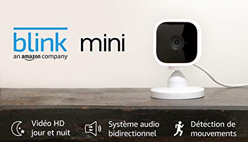 Découvrez Blink Mini, Caméra de surveillance d'intérieur connectée, compacte, qui se branche sur une prise électrique, avec vidéo HD 1080p et détection de mouvements, fonctionne avec Alexa – 1 Caméra
