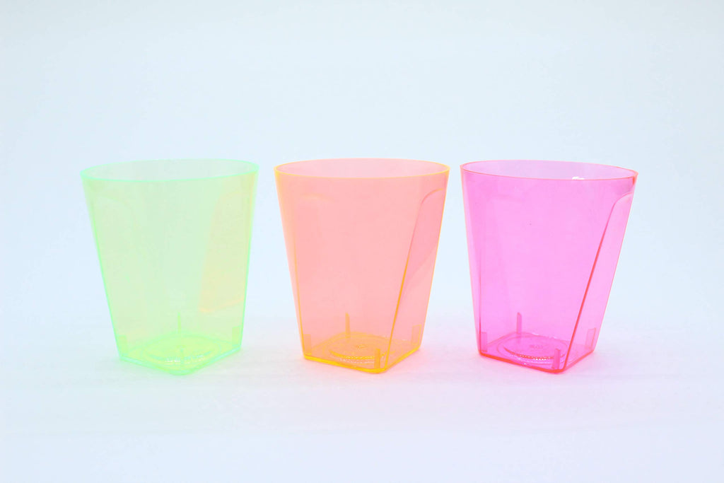 PLASTSCHICK Verres à liqueur jetables 60 pièces en plastique dur - 5 cl (50 ml) de verres à liqueur mélange coloré - gobelets à liqueur en plastique - plus sûr que le verre