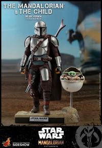The Mandalorian and The Child (Deluxe) Sixth Scale Collectible Set by Hot Toys